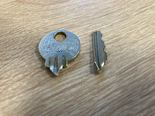 Broken Key Extraction in Costa Mesa, CA